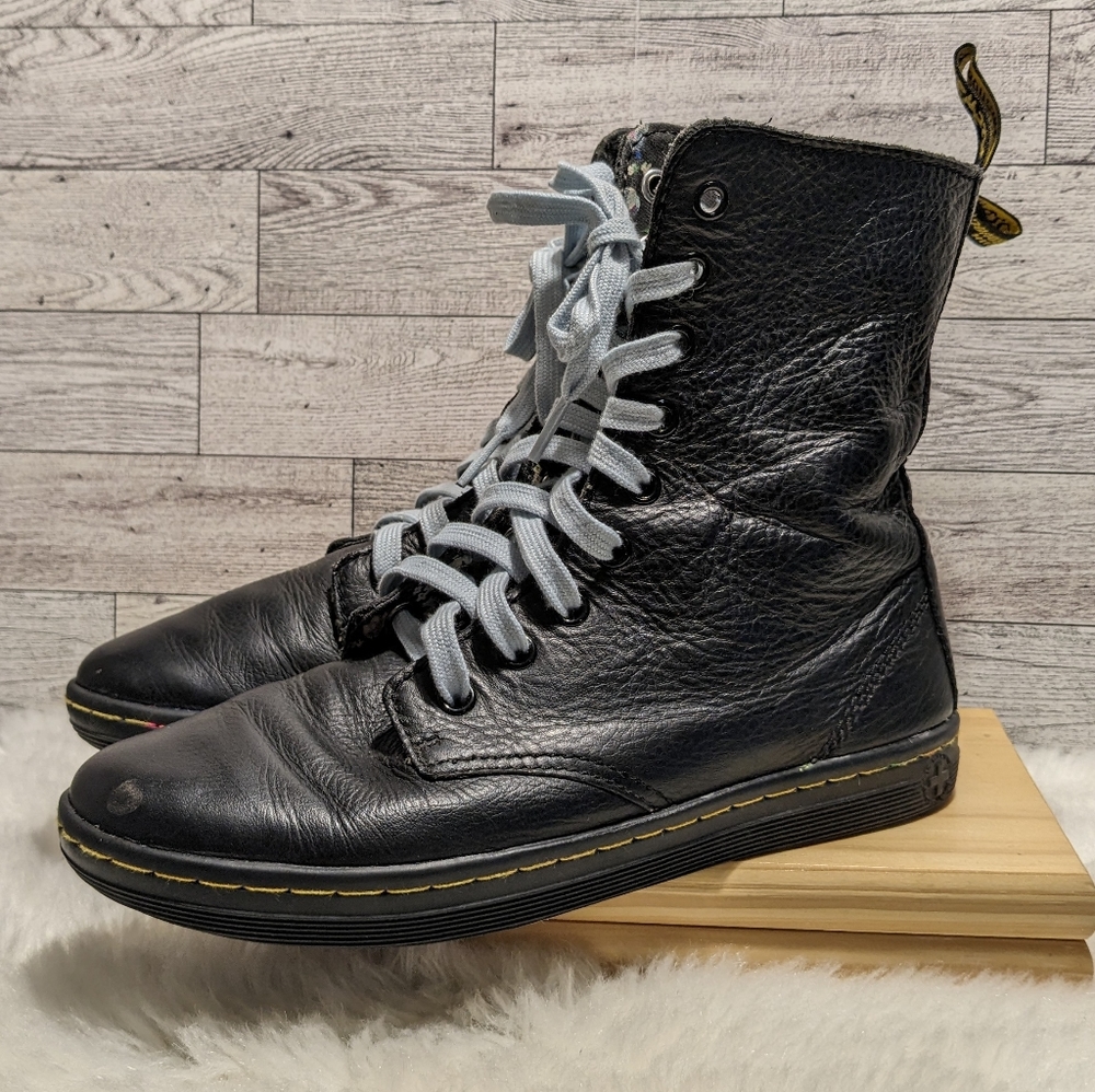 Dr Martens Combat Boots - Picture 9 of 10